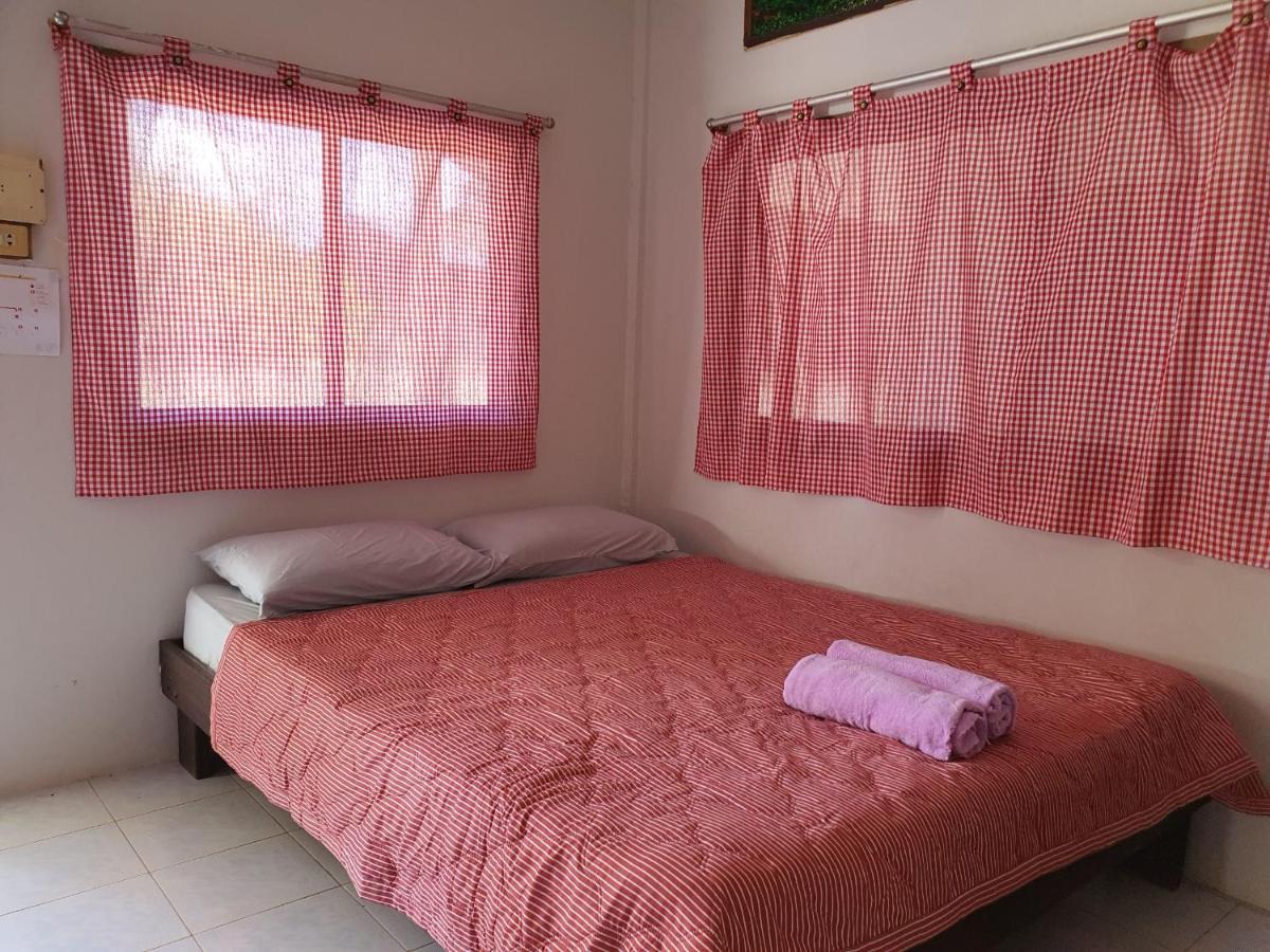 Pineapple Resort Ban Huai Thalaeng Phan エクステリア 写真
